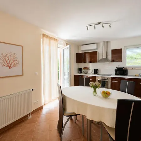 Grgic Apartment *